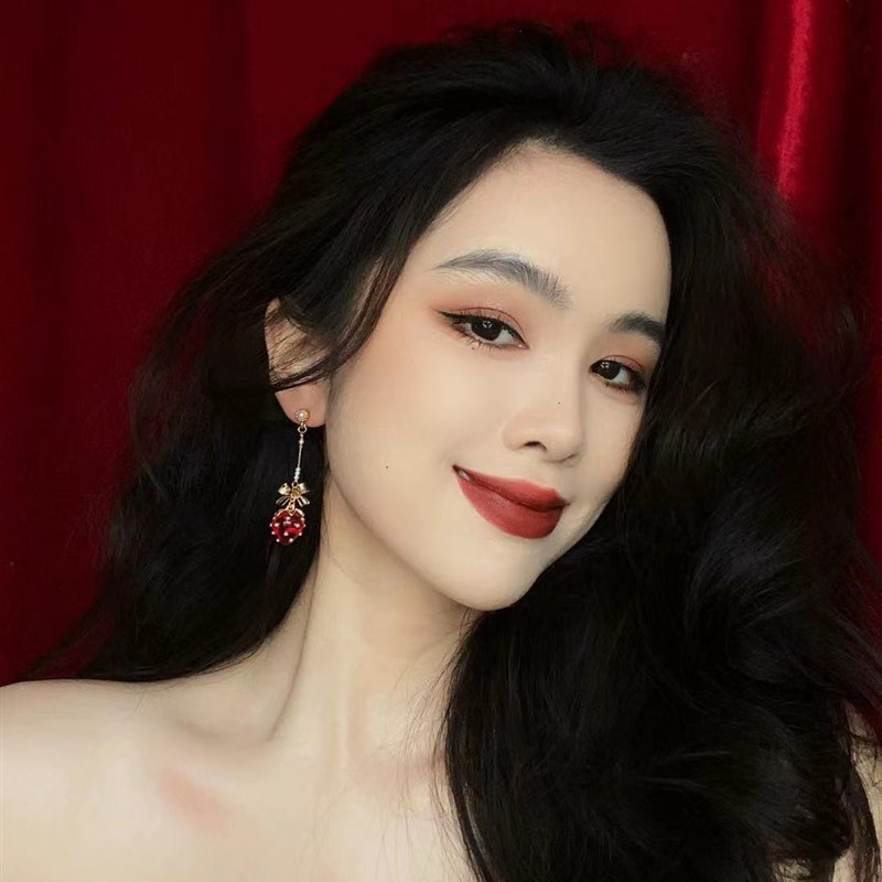 速发「华尔兹庄园」草莓糖果 法式复古少女感珍珠可爱草莓耳环/耳