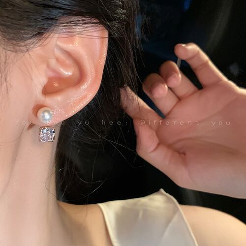 现货精致珍珠锆石方形耳环女小众设计感前后两戴耳钉时尚高级夏天