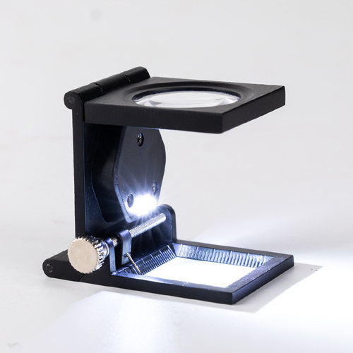 圣德名图三折式带灯刻度放大镜