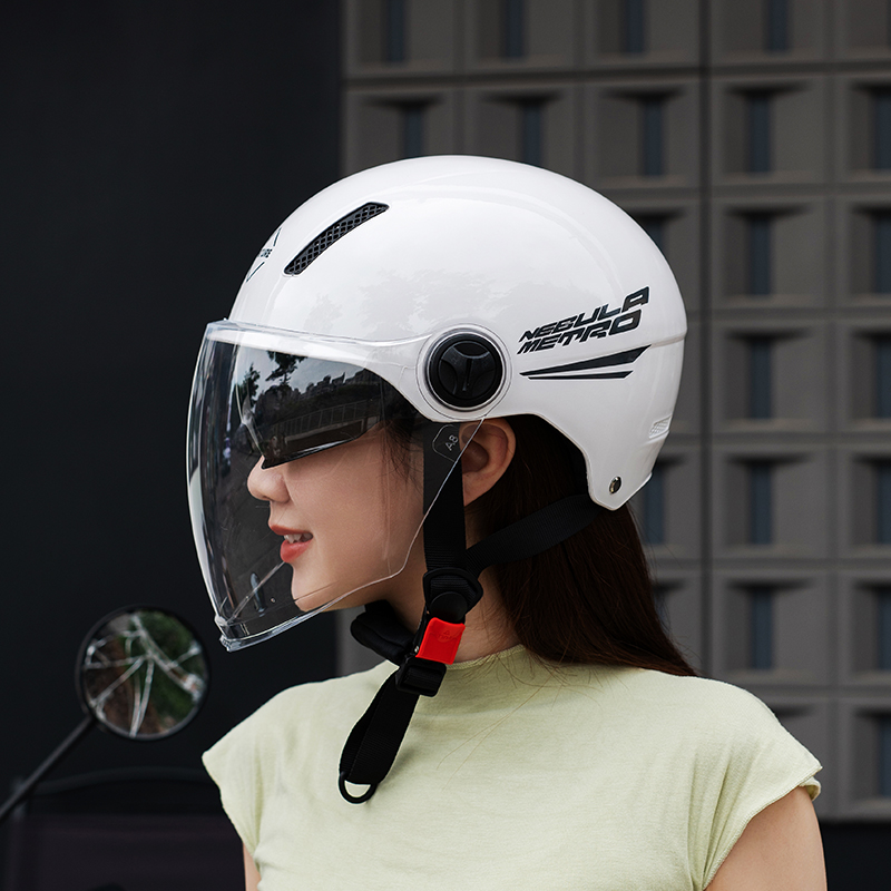 chengye摩托车安全帽半盔