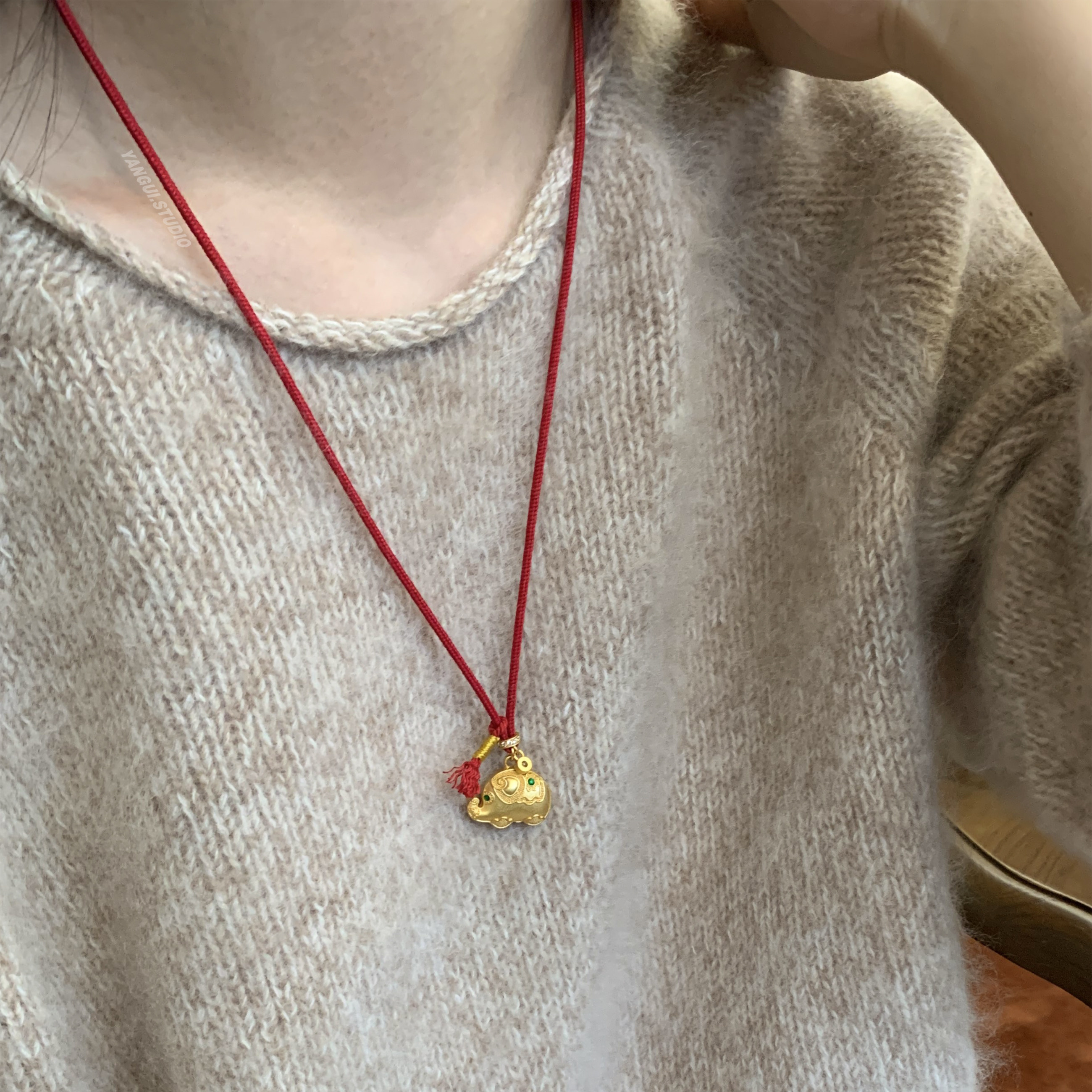 燕归古法喜象红编绳百搭项链女