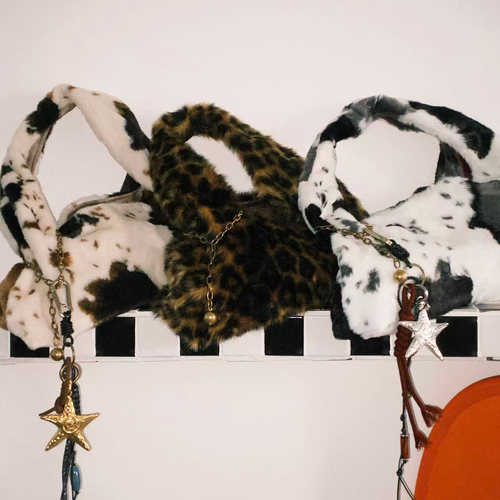 环保皮草耳机包手拿包