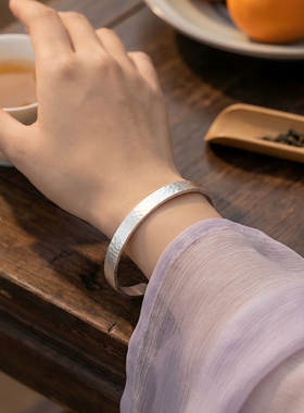 云金丽银999手工锤纹女友手镯