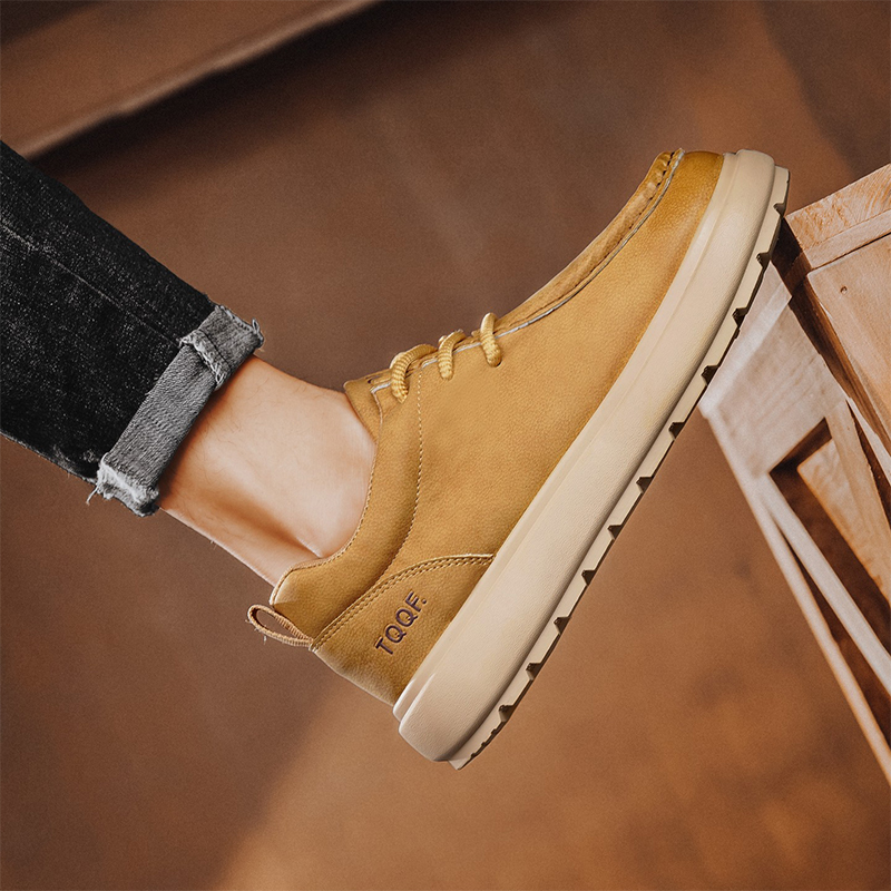 男鞋2025秋冬新款英伦风复古低帮休闲皮鞋轻便软底户外工装鞋