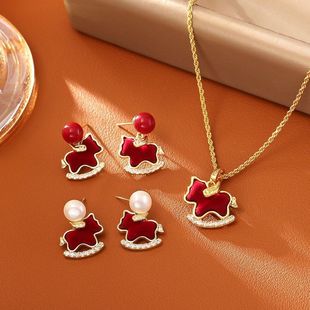 马上好运红色植绒锆石吊坠项链新国潮生肖小马红珠子新年款耳钉女