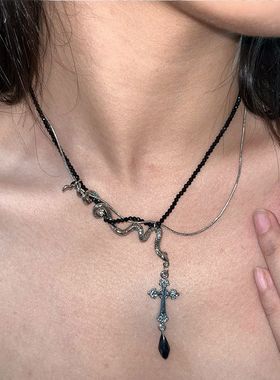 黑色水晶串珠蛇形十字架吊坠项链