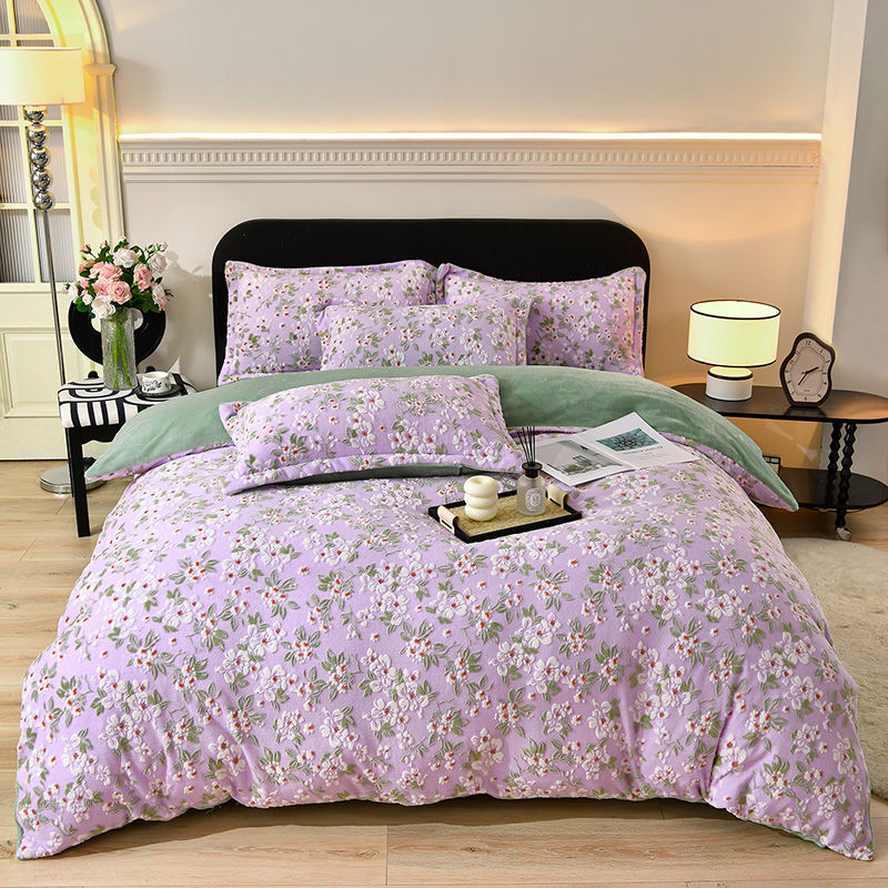 2025新款加厚冬季保暖8斤重牛奶绒四件套珊瑚绒6D雕花绒床单被套