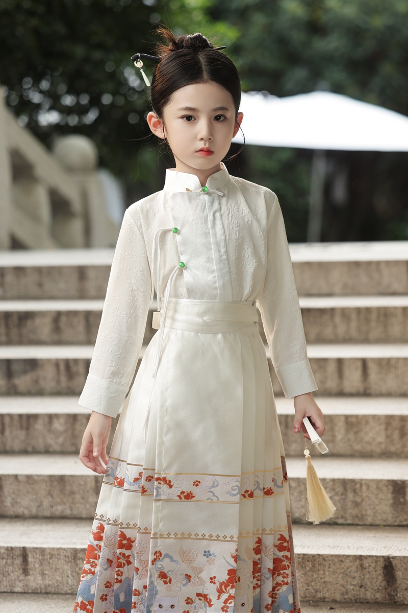 女童马面裙春秋季2024新款白色