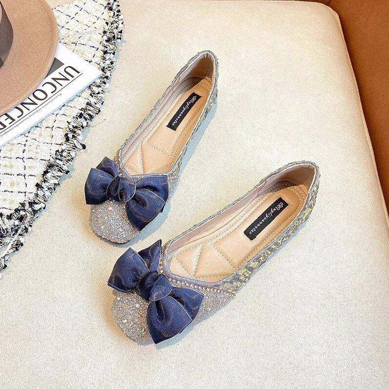 韩版方头蝴蝶结单鞋女2025年春秋季新款水钻平底豆豆鞋大码小皮鞋,女鞋,浅口单鞋,淘宝优惠券,粉丝福利购,淘宝优惠卷