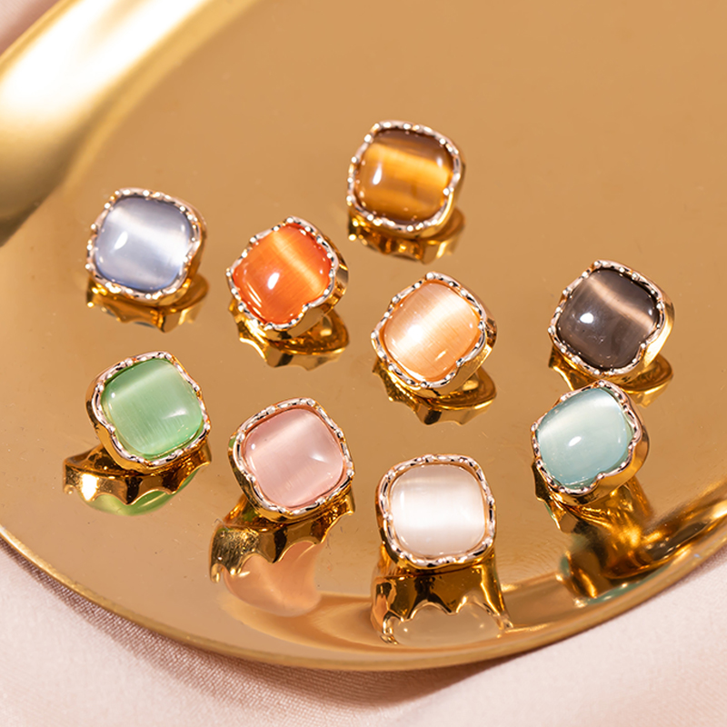 美亚娜高档小香风衬衫金属猫眼扣