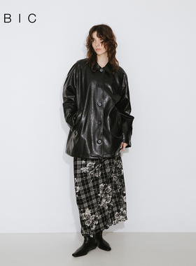 CUBIC复古黑色保暖时髦翻领鸭绒宽松高级感皮衣羽绒服外套DC6045