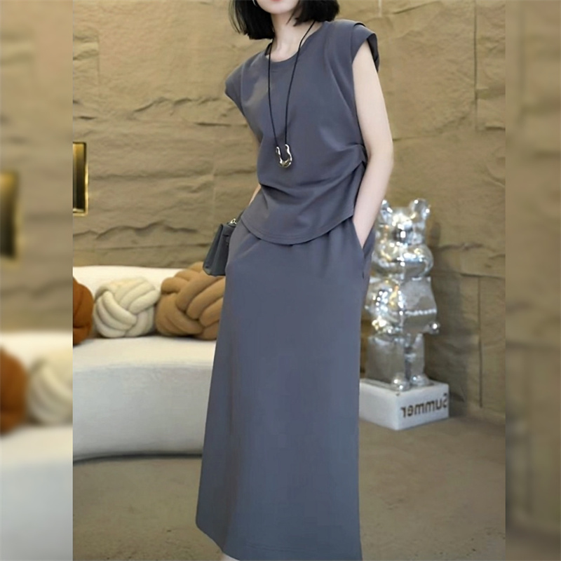 气质显瘦压褶短袖半身裙两件套