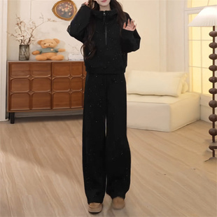高级感时尚休闲套装女秋冬宽松减龄加绒黑色连帽卫衣阔腿裤两件套