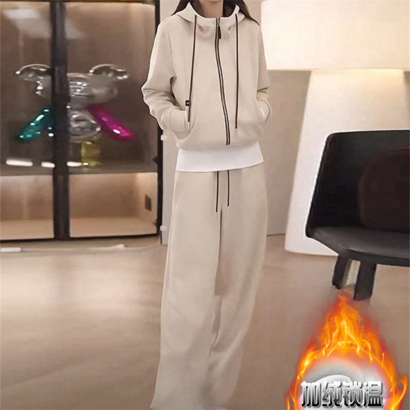 深秋初冬穿搭一整套新款高级感加绒连帽拉链卫衣阔腿裤休闲套装女