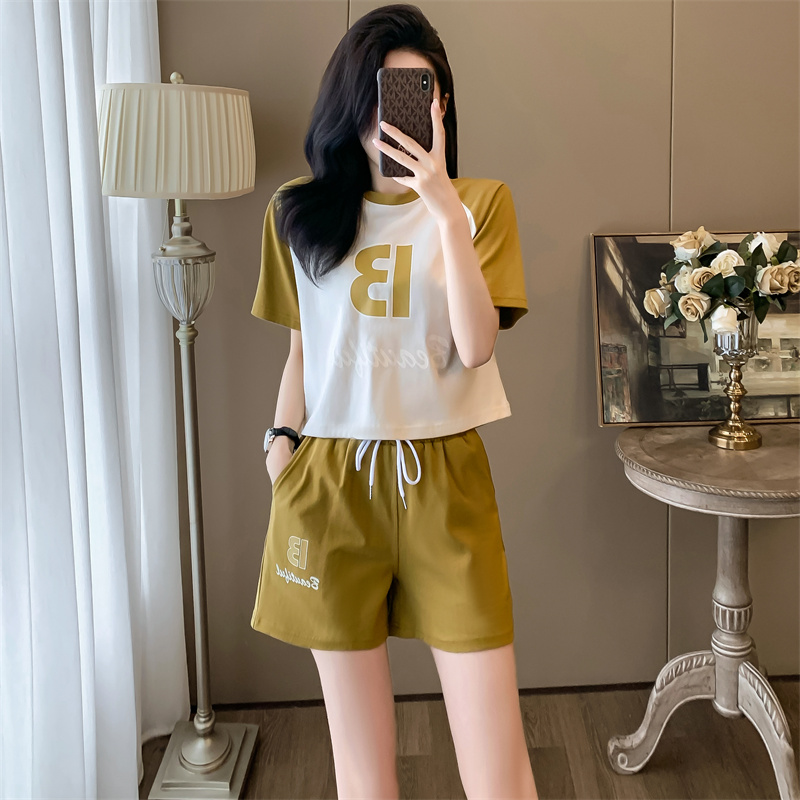 运动休闲套装女2025夏季新款宽松显瘦撞色拼接短款上衣短裤两件套