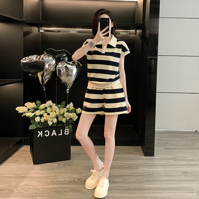 韩版休闲条纹短袖短裤运动套装女