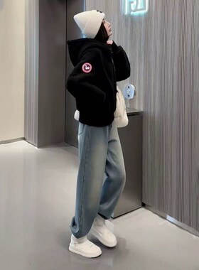 网红炸街黑色连帽羊羔绒外套女秋冬新款设计感加绒加厚保暖颗粒绒