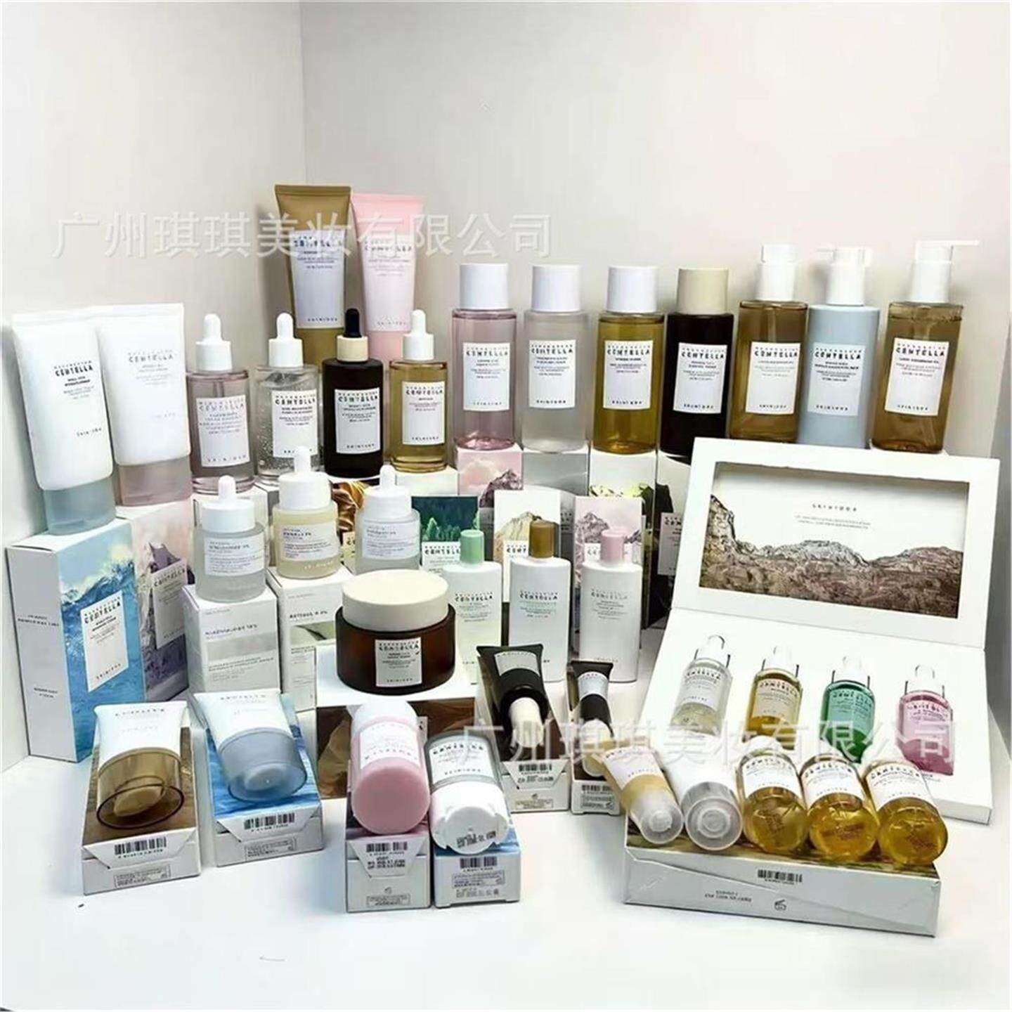 SKIN1004跨境积雪草精华液面霜洗面奶爽肤水旅行套装卸妆油防嗮霜
