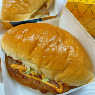 百锦斋广式脆皮猪腰包澳式猪扒包半成品猪仔包商用手工汉堡胚批发