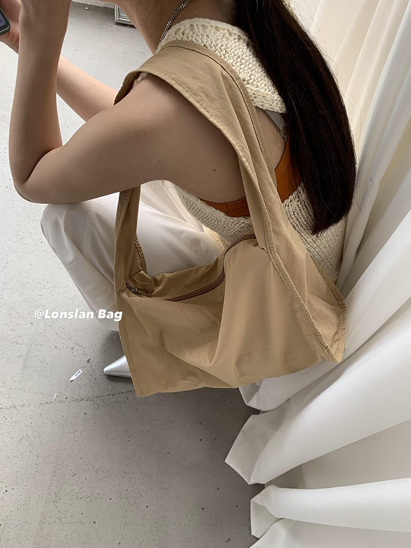 Lonslan BAG 2024春季新款包女韩版单肩布包手提斜跨休闲女包褶皱