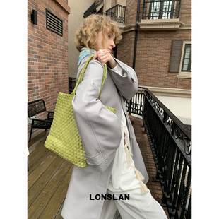 Lonslan BAG 2026春夏设计感橄榄绿手工编织大容量托特包竖款包包