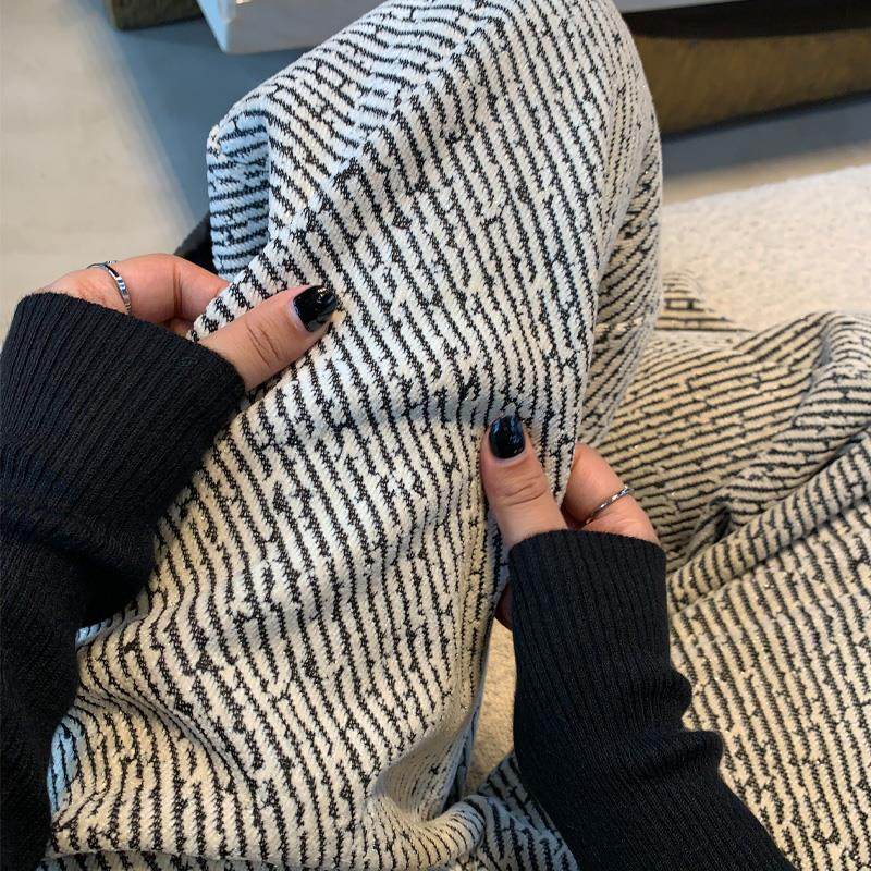 加绒裤子女秋冬季2024新款加厚慵懒松弛感休闲宽松条纹糯米阔腿裤