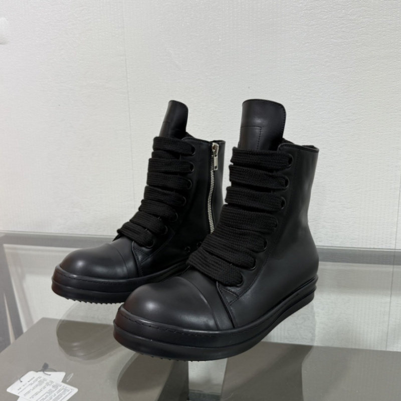 高帮奶香底蜡面帆布鞋