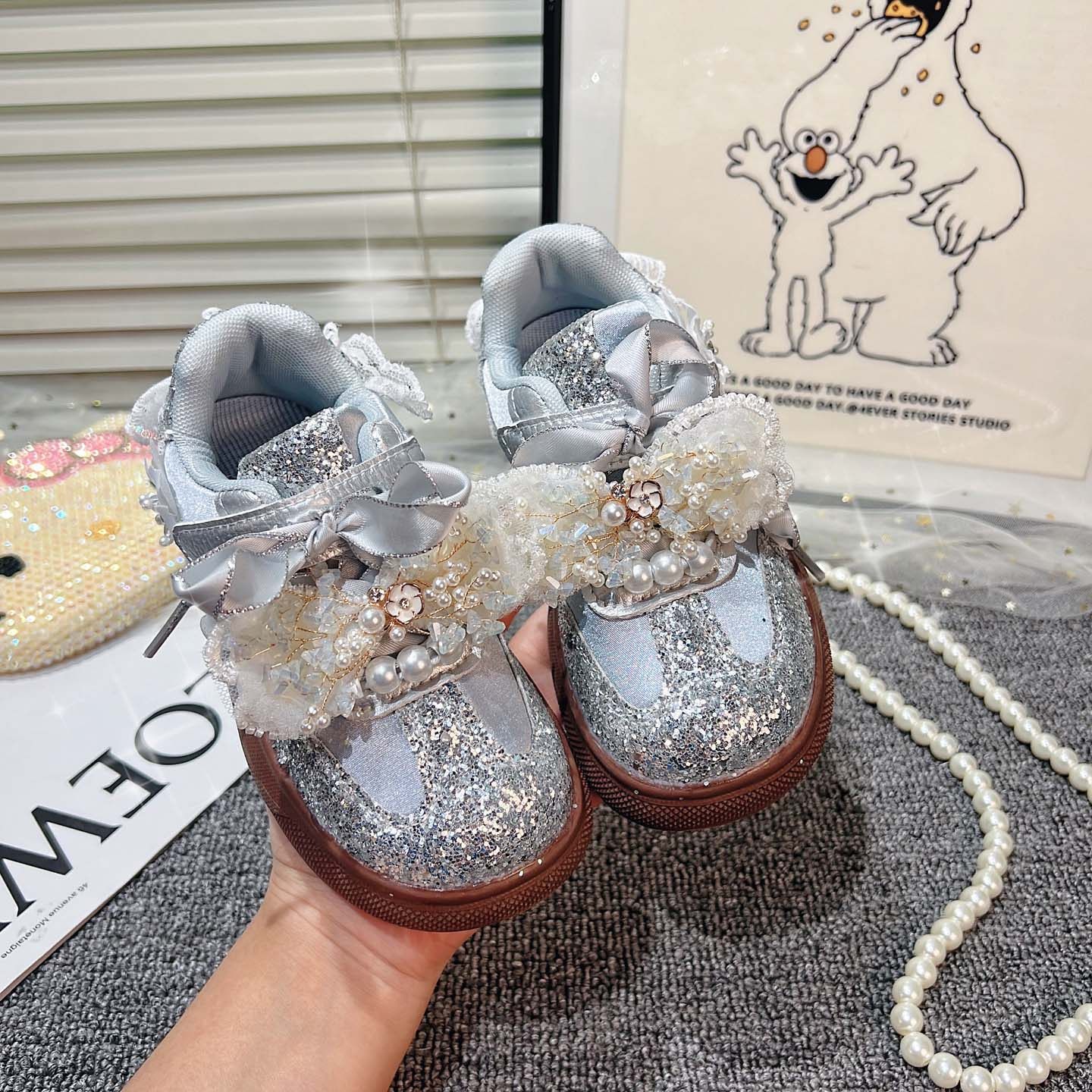 女童亮片公主鞋2026新款春季儿童低帮运动板鞋春款女孩宝宝阿甘鞋