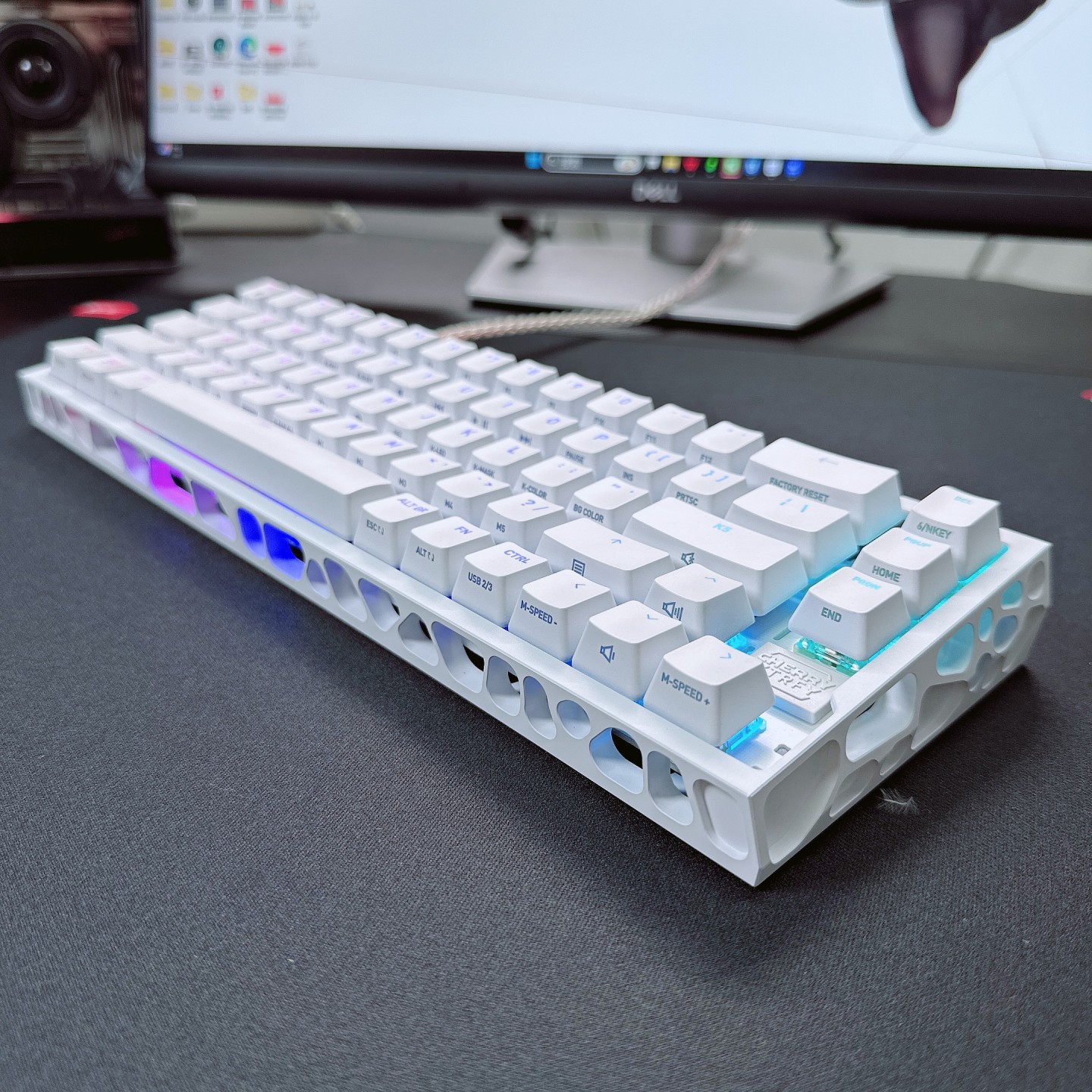 XTRFYK5V2键盘铝壳铝坨坨