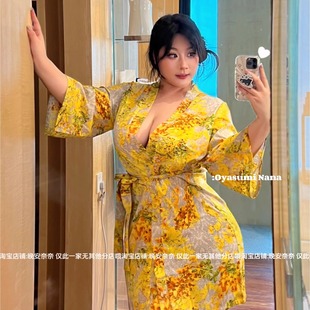 晚安奈奈 纸醉金迷-大码微胖深V碎花开叉和服连衣裙袍