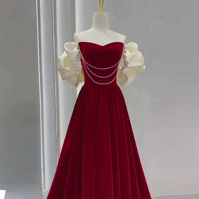 丝绒敬酒服新娘2025新款夏季酒红色结婚小个子平时可穿订婚礼服