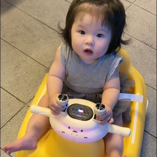 防侧翻小熊维尼儿童摇摇车
