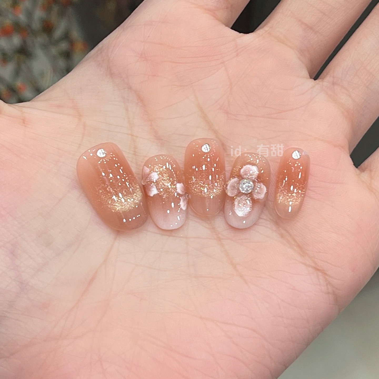 高级穿戴甲2025新款精致绝美穿戴美甲短款纯手工显白猫眼指甲贴片,彩妆/香水/美妆工具,穿戴甲/甲片,淘宝优惠券,粉丝福利购,淘宝优惠卷