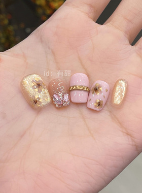 精致绝美穿戴甲2025新款高级感穿戴款美甲短款纯手工显白指甲贴片