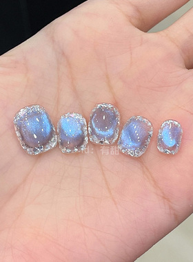 蓝色猫眼穿戴甲短款秋冬高级感轻奢穿戴式美甲纯手工网红爆款短甲