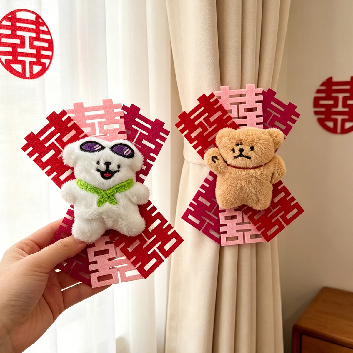 简约婚房卡通玩偶窗帘绑带图片