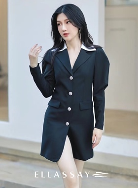 歌L思 22年全标大货  黑色连衣裙 EWW333Y00500