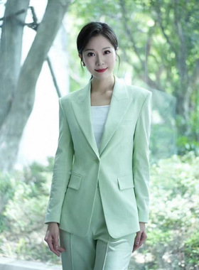 歌L思   23年样衣  绿色西装外套
