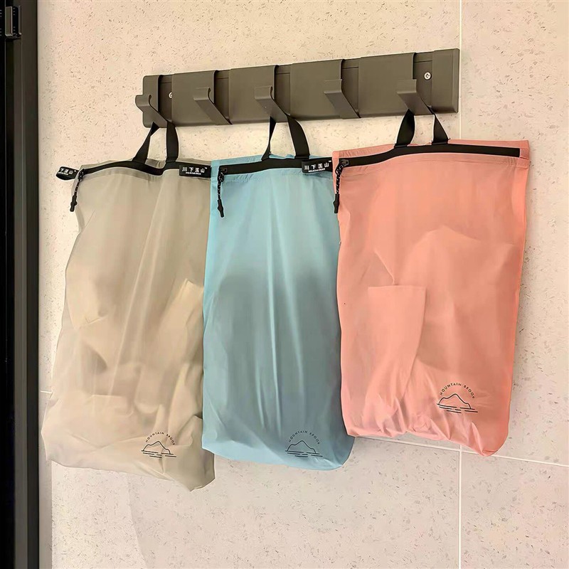 防水洗漱包酒店洗澡换洗衣物收纳袋可折叠浴室挂袋旅行出差便携