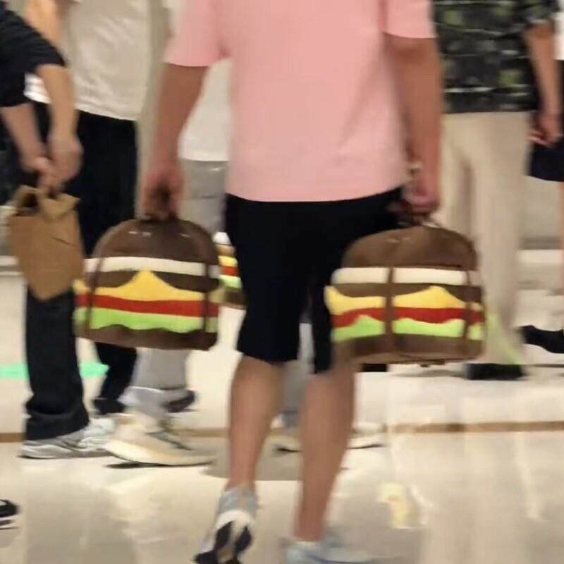 汉堡包伴手礼可爱毛绒收纳凳创意结婚伴郎伴娘喜糖零食包装储物盒