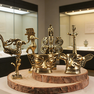 三星堆桌面黄铜工艺品摆件复古太阳神鸟纵目面具仿真青铜文物中式