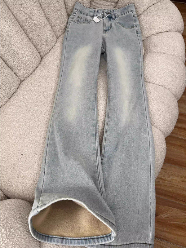 浅色加绒加厚微喇叭牛仔裤女2025冬季新款高腰显瘦弹力修身马蹄裤