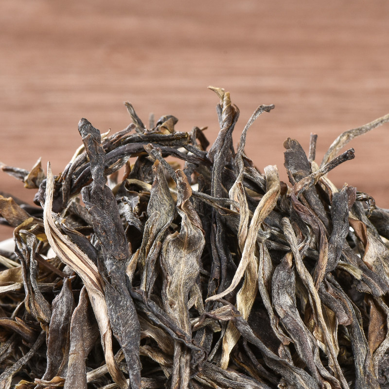 2021年头春老曼峨古树纯料生茶云南勐海布朗山普洱茶苦茶散装茶叶
