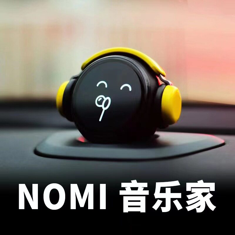 蔚来摆件nomi帽子内饰机器人