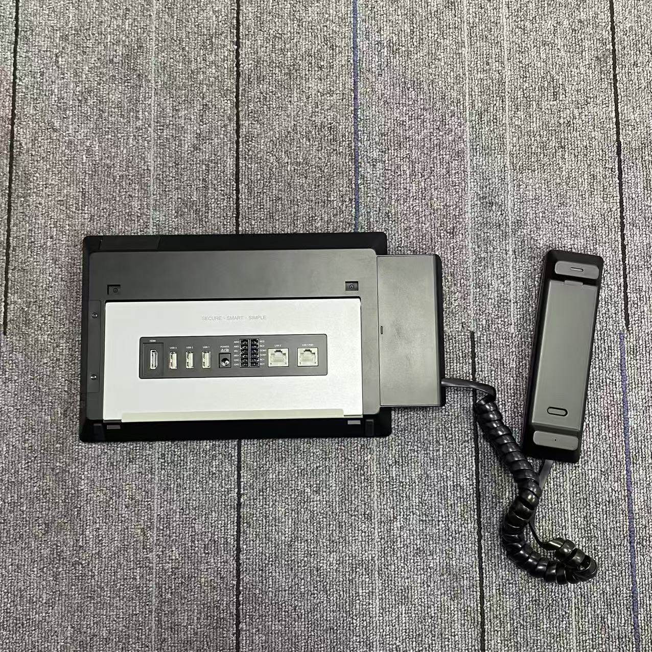 海康威视DS-KM9503 全新现货10寸触摸屏对讲中心管理机正品