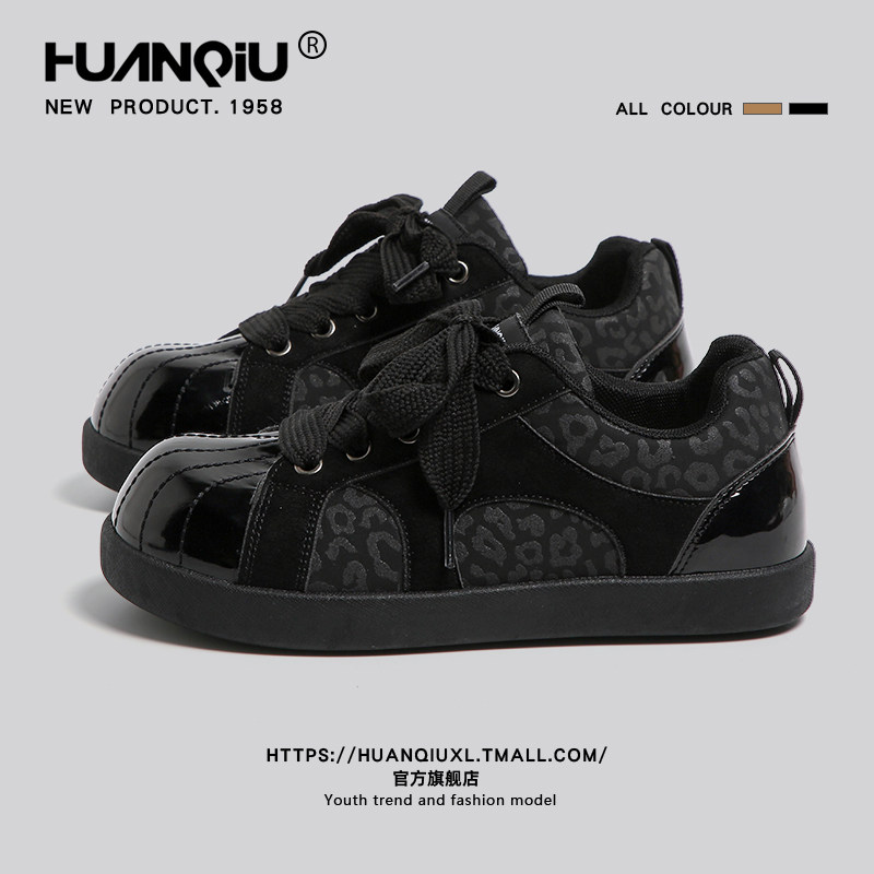 环球黑色德训鞋女款2026春季新款平底休闲面包鞋丑萌大头运动女鞋