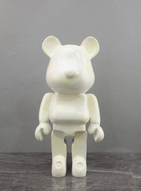 简约现代卡通造型暴力熊树脂摆件