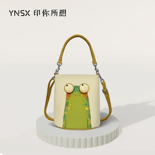 联名斜挎包手拎通勤高级感帆布包