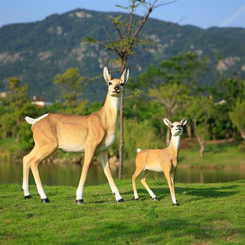 户外园林大型藏羚羊玻璃钢雕塑园林工艺品花园仿真动物模型摆件