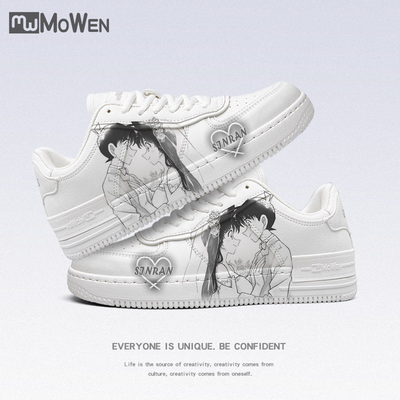 柯南系列女生小白鞋工藤新一图案黑白板鞋春秋季新款简约休闲女鞋